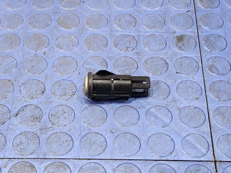 2003-2011 Lincoln Towncar Driver Trunk Lid Deck-Lid Open Switch OEM 3W1Z54432A38AAA