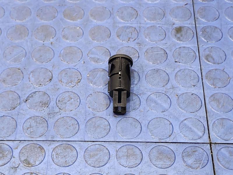 2003-2011 Lincoln Towncar Driver Trunk Lid Deck-Lid Open Switch OEM 3W1Z54432A38AAA