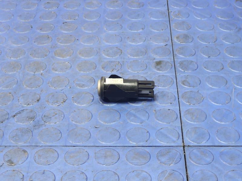 2003-2011 Lincoln Towncar Driver Trunk Lid Deck-Lid Open Switch OEM 3W1Z54432A38AAA
