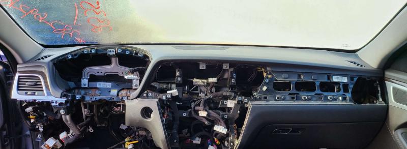 2015 Genesis Genesis Dash Panel