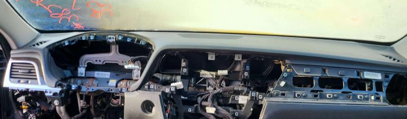 2015 Genesis Genesis Dash Panel