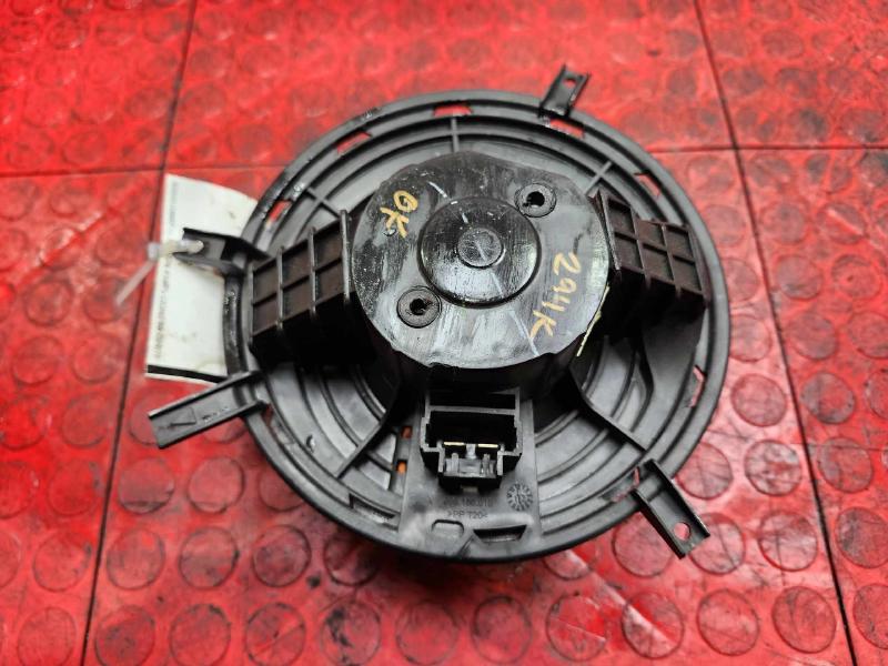 2015 Dodge Journey Blower Motor
