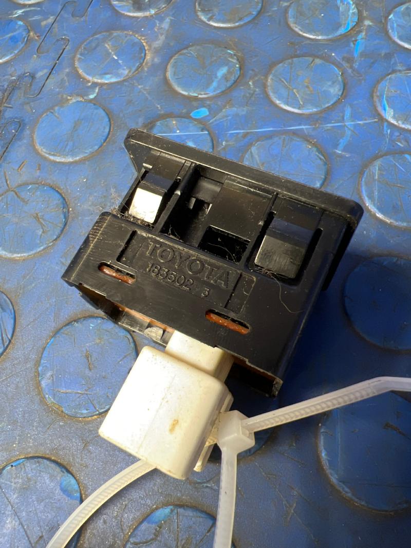 2000 Toyota 4Runner Mirror Switch
