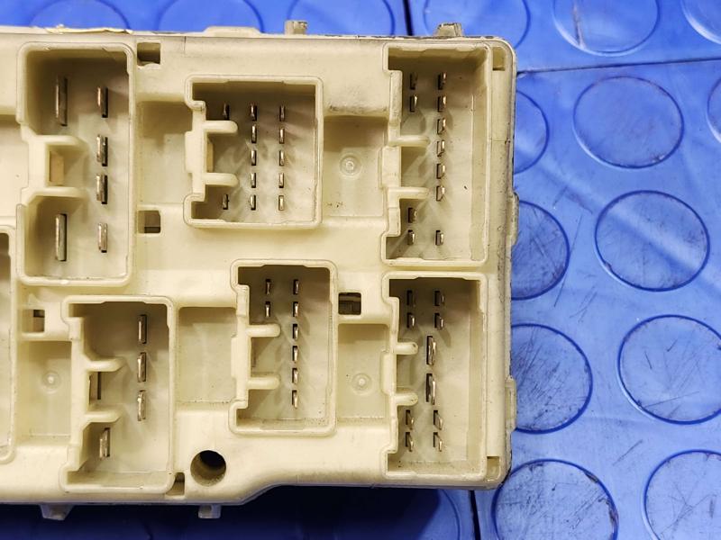 2002 Toyota Camry Engine Fuse Box