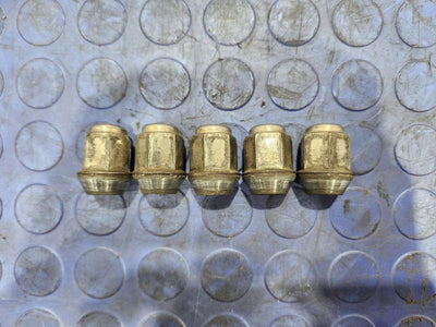 2007 Dodge Grand Caravan Lug Nuts