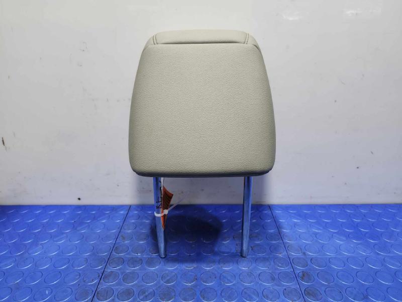 2017 Acura RDX Headrest