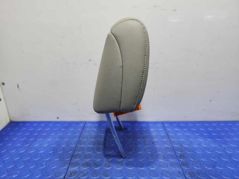2017 Acura RDX Headrest
