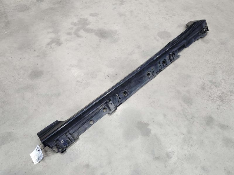 2017 Toyota Prius Rocker Moulding