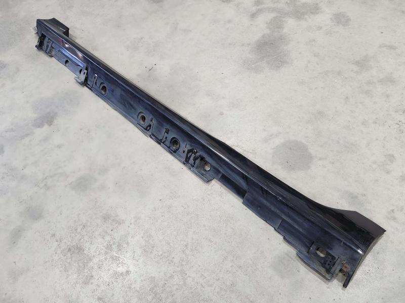 2017 Toyota Prius Rocker Moulding