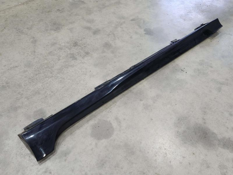 2017 Toyota Prius Rocker Moulding