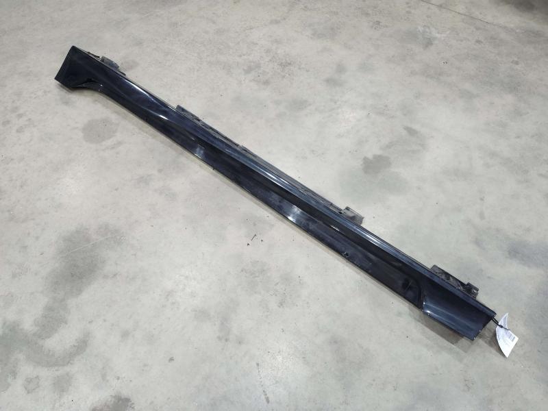 2017 Toyota Prius Rocker Moulding