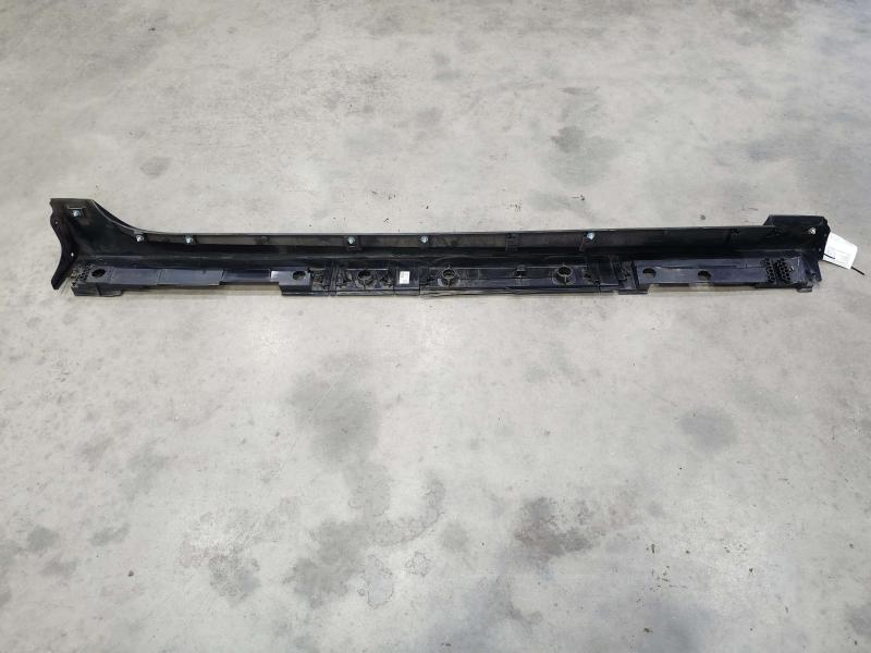 2017 Toyota Prius Rocker Moulding