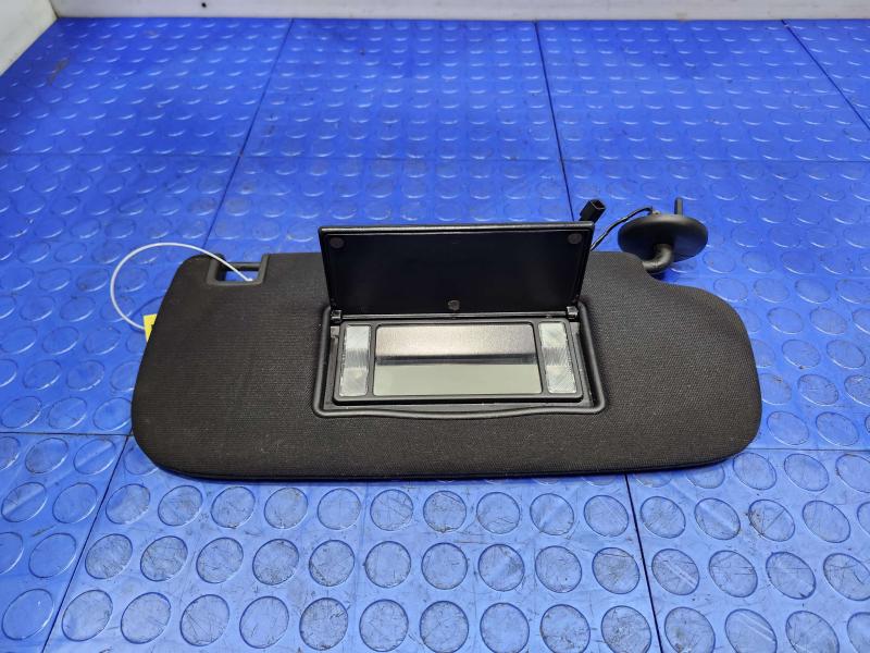 2015 Jeep Grand Cherokee Sun Visor