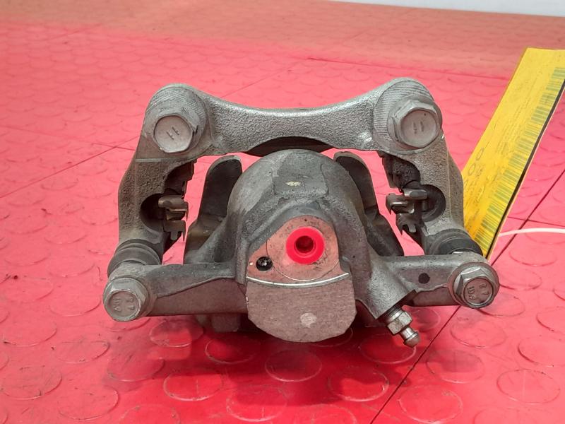2018 Toyota Highlander Caliper