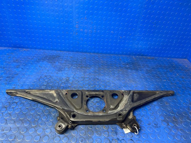 1997 Jaguar XK8 Crossmember/Cradle/Undercarria