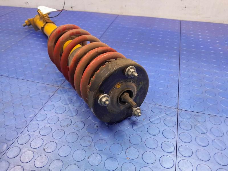 2016 Dodge Challenger Strut Assembly