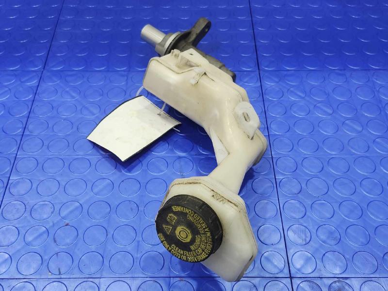 2015 Nissan Rogue Master Cylinder