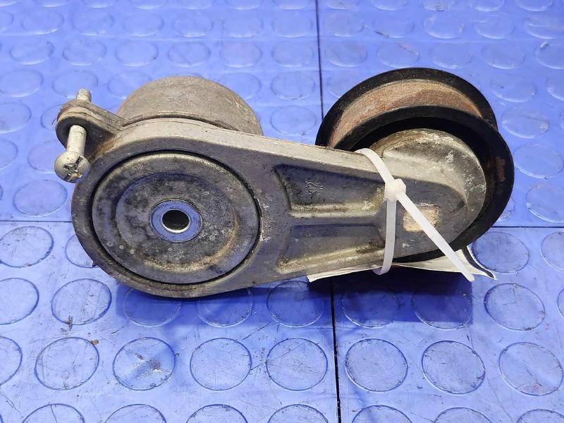 2008 Infiniti G35 Engine Belt Tensioner