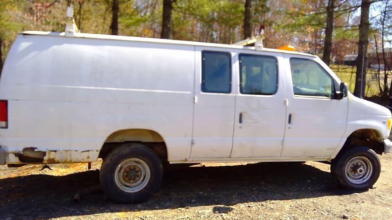 2000 Ford Econoline E-350 Exhaust Cross Over Pipe