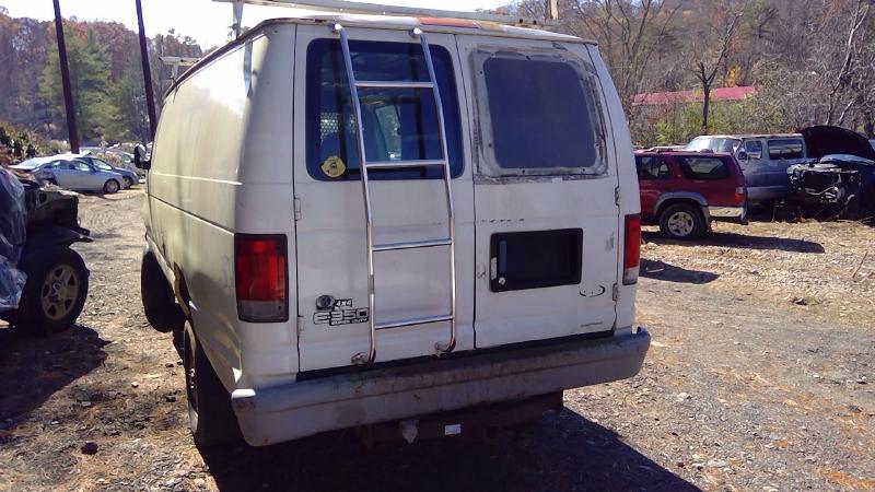 2000 Ford Econoline E-350 Exhaust Cross Over Pipe
