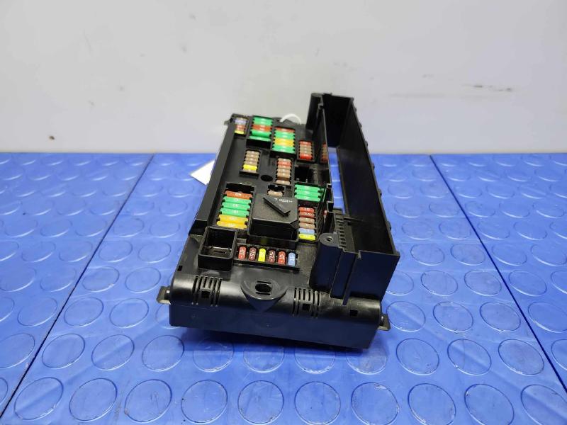 2016 BMW 528I Cabin Fuse Box