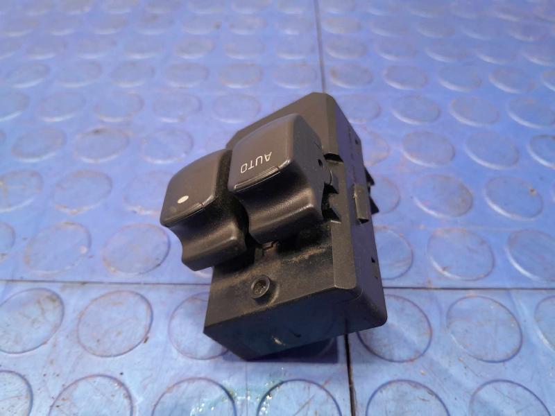 2008 Pontiac Solstice Door Switch Front