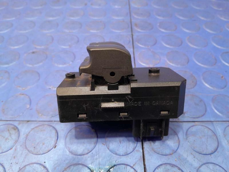 2008 Pontiac Solstice Door Switch Front