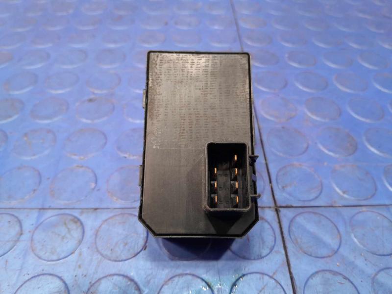 2008 Pontiac Solstice Door Switch Front