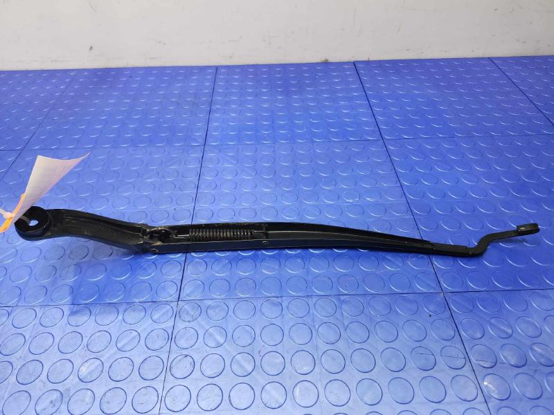 2021 Chrysler Voyager Wiper Arm