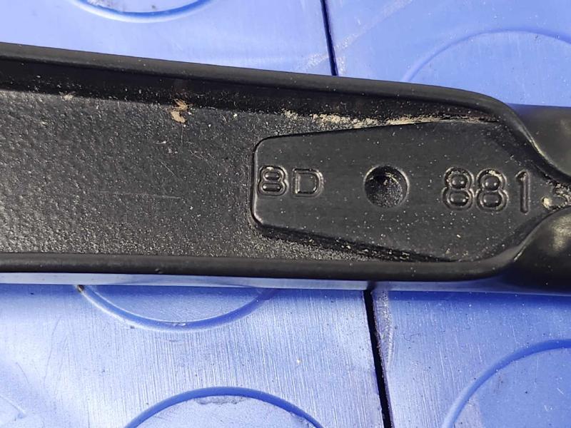 2021 Chrysler Voyager Wiper Arm