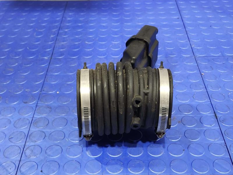 2015 Nissan Murano Air Intake Tube/Resonator