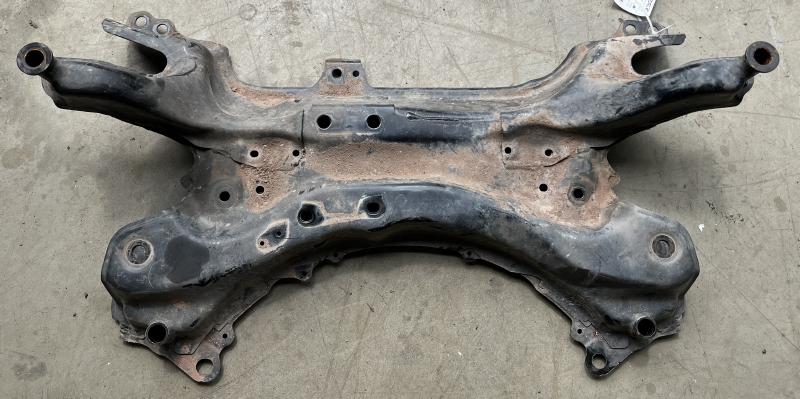 2010 Toyota Prius Crossmember/Cradle/Undercarria