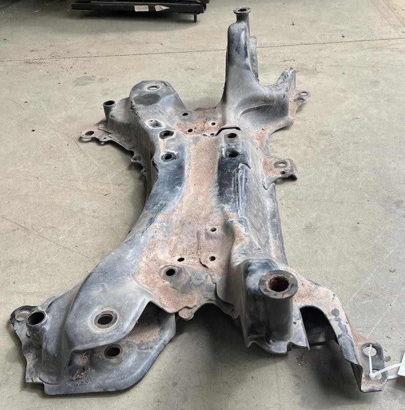 2010 Toyota Prius Crossmember/Cradle/Undercarria