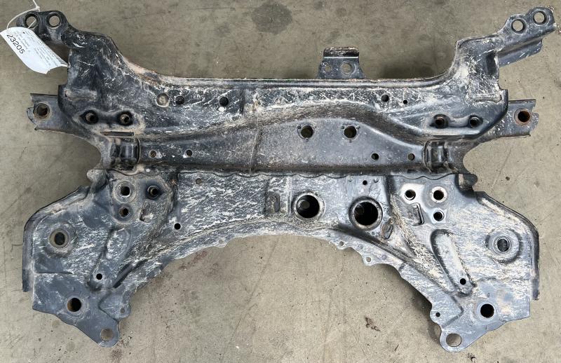 2010 Toyota Prius Crossmember/Cradle/Undercarria