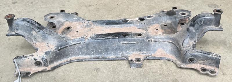 2010 Toyota Prius Crossmember/Cradle/Undercarria