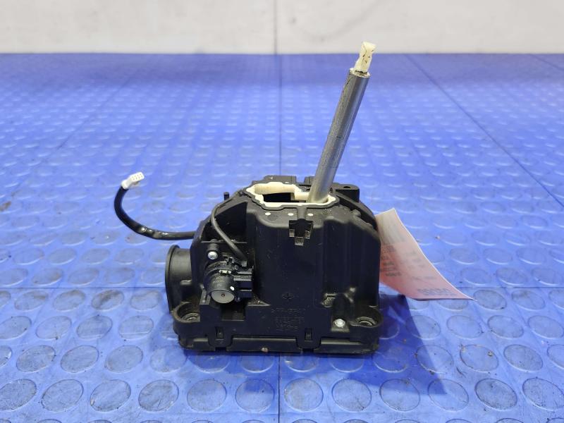 2016 Dodge Challenger Automatic Gear Shifter Assembly Genuine OEM 68205233AI