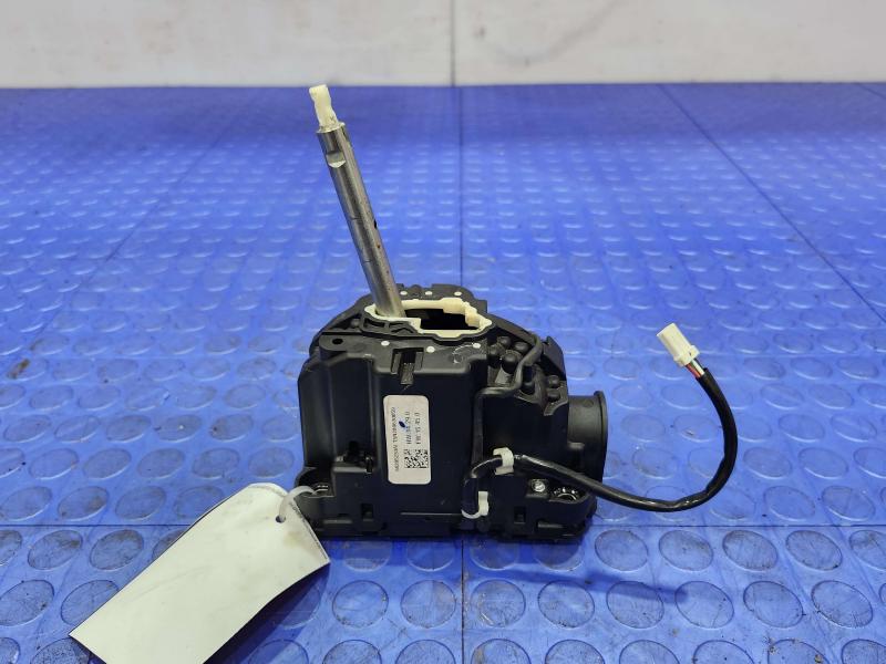2016 Dodge Challenger Automatic Gear Shifter Assembly Genuine OEM 68205233AI