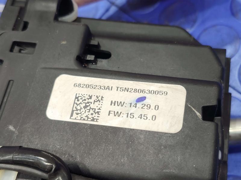 2016 Dodge Challenger Automatic Gear Shifter Assembly Genuine OEM 68205233AI