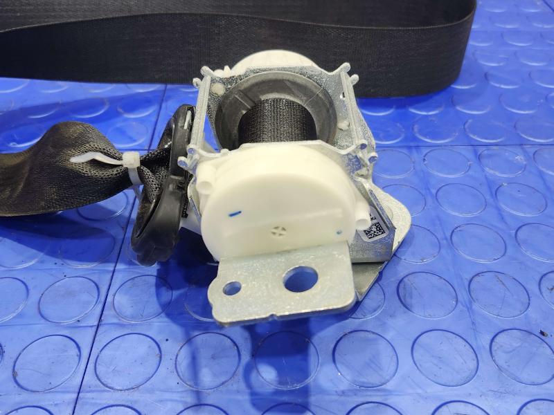 2017 Dodge Grand Caravan Rear Seat Belt