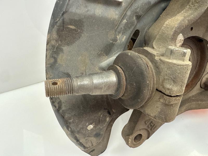 2015 Subaru Forester Spindle Knuckle Front