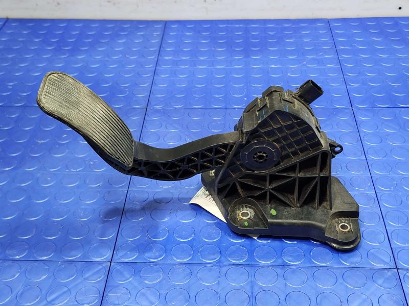 2015 Ford F-150 Pedal Assembly