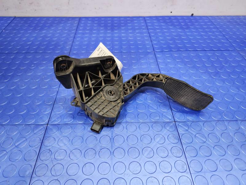 2015 Ford F-150 Pedal Assembly