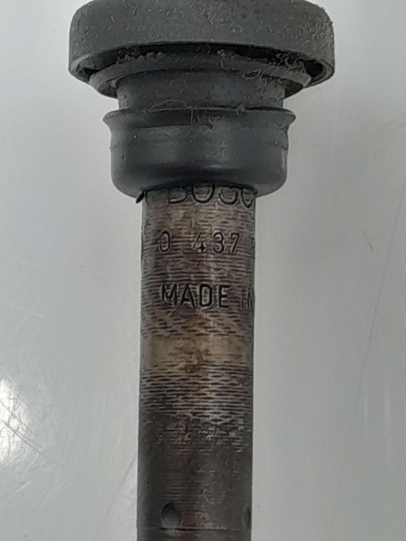 1990 Mercedes 420SEL Misc Fuel Injection Parts
