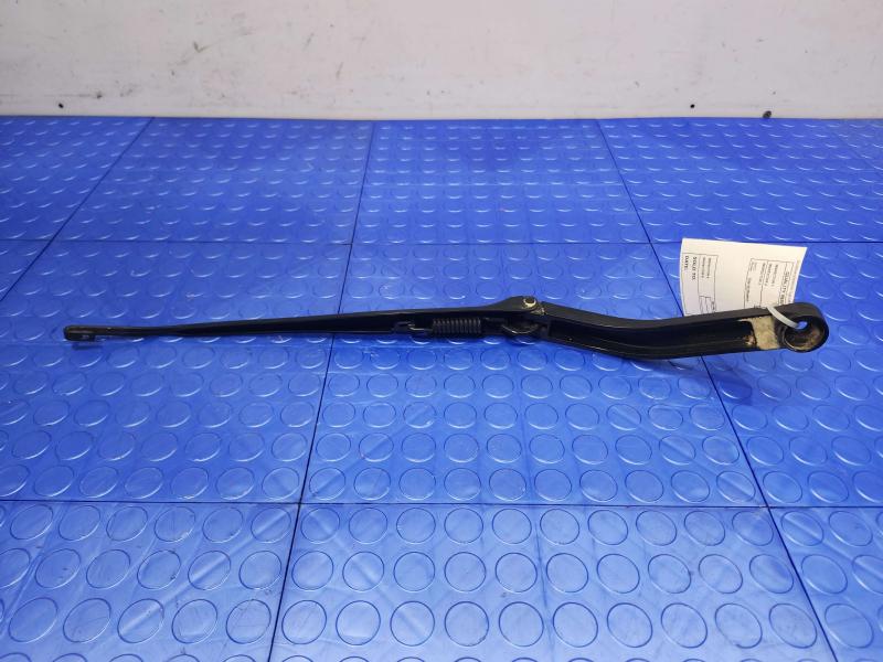 2013 Infiniti FX35 Wiper Arm