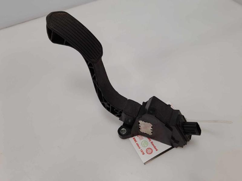 2014 - 2019 Toyota Corolla Accelerator Pedal Assembly OEM 4710102520