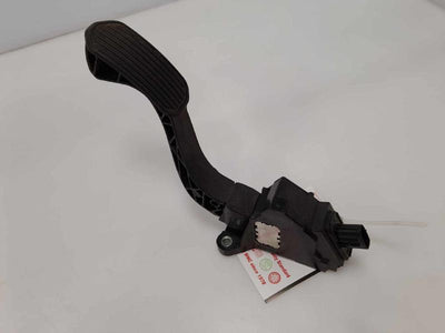 2014 - 2019 Toyota Corolla Accelerator Pedal Assembly OEM 4710102520