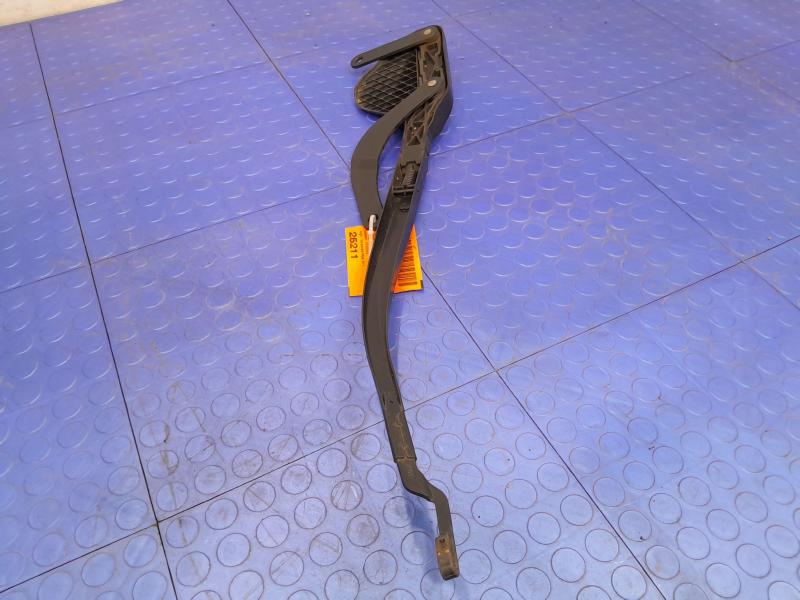 2011 Toyota Prius Wiper Arm