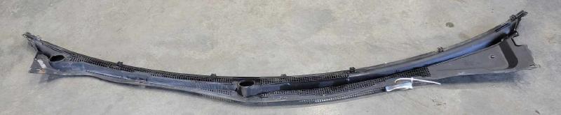 2000-2005 Mitsubishi Eclipse Cowl Panel Cover Grille Genuine OEM Part MR322153