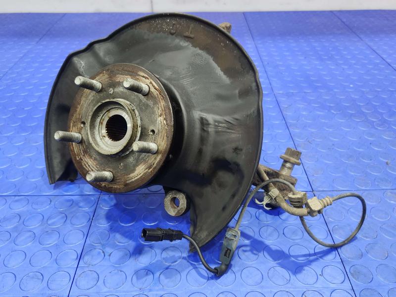 2013 Honda CR-V Spindle Knuckle Front