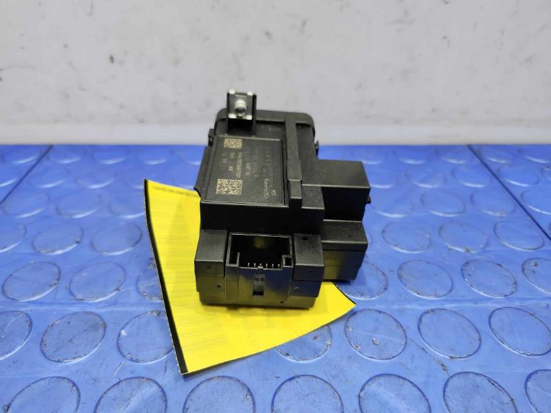 2013-2016 Audi A4 Ignition Switch Assembly with Key OEM 8K0909131D